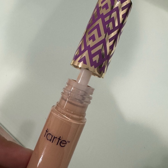Tarte Shape Tape Concealer - Picture 4 of 4